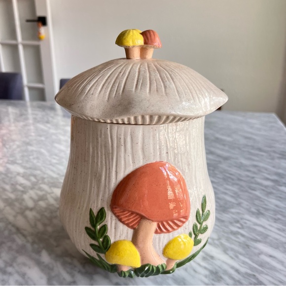 Other - Vintage Pottery Mushroom by Arnel’s Jar with Lid 11”
